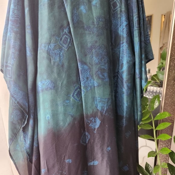 Teal and Navy Kimono - Picture 6 of 9